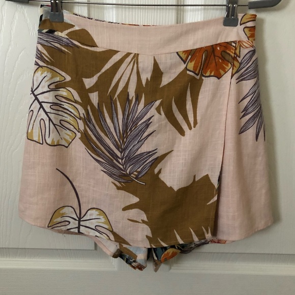 NWT SAGE the lable Natural multi La Palma Skort size small - Picture 1 of 7